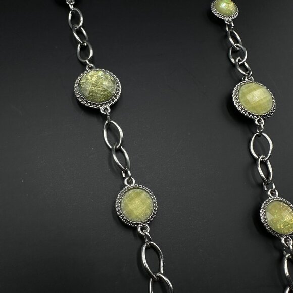 Charming Charlie Necklace Silver Tone Green Yellow Faceted Gem Link Chain 30" - Picture 3 of 9